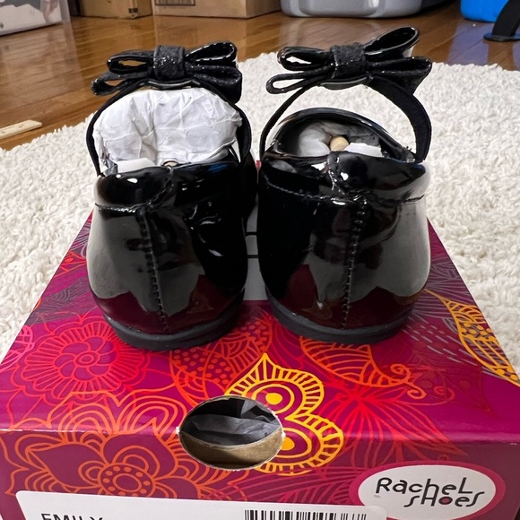 Girls Size 6 Rachel Shoes With Black Patent Leather Bow NIB - Picture 4 of 8